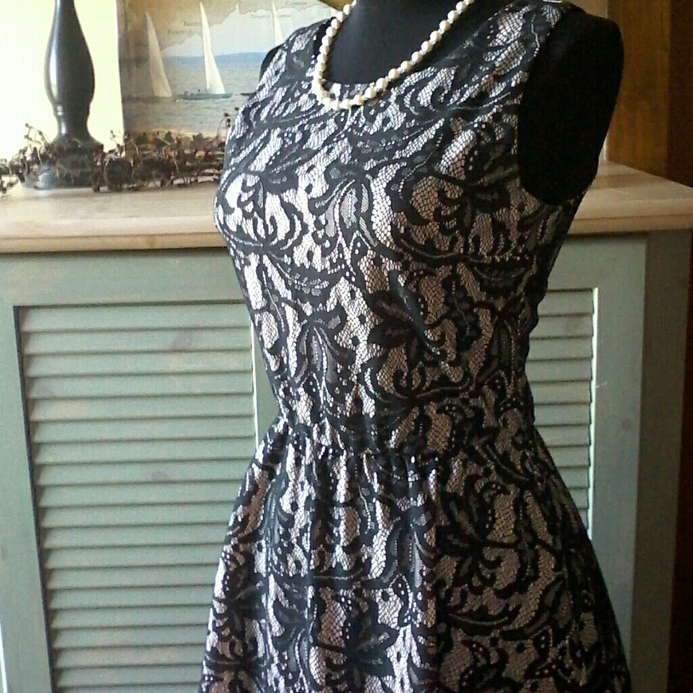 Beautiful black and white dress